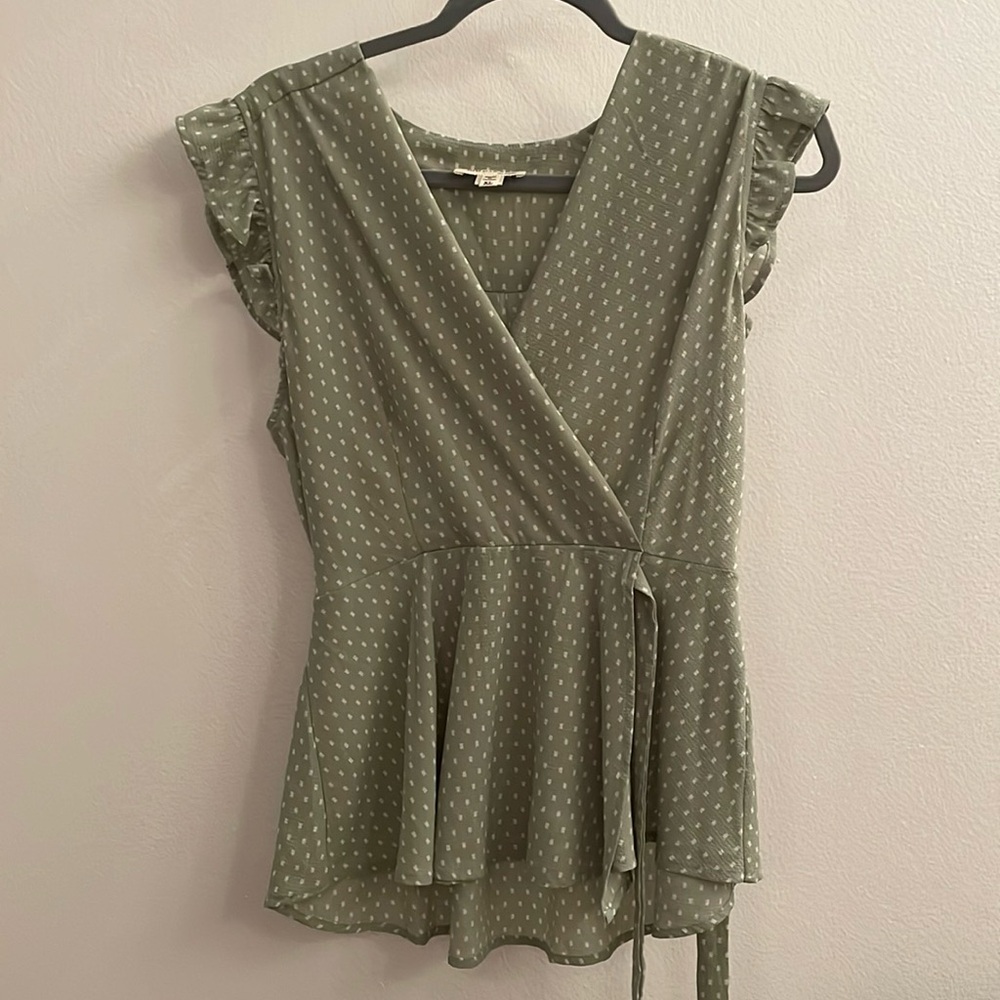 Light Green with white dots faux wrap top with tie